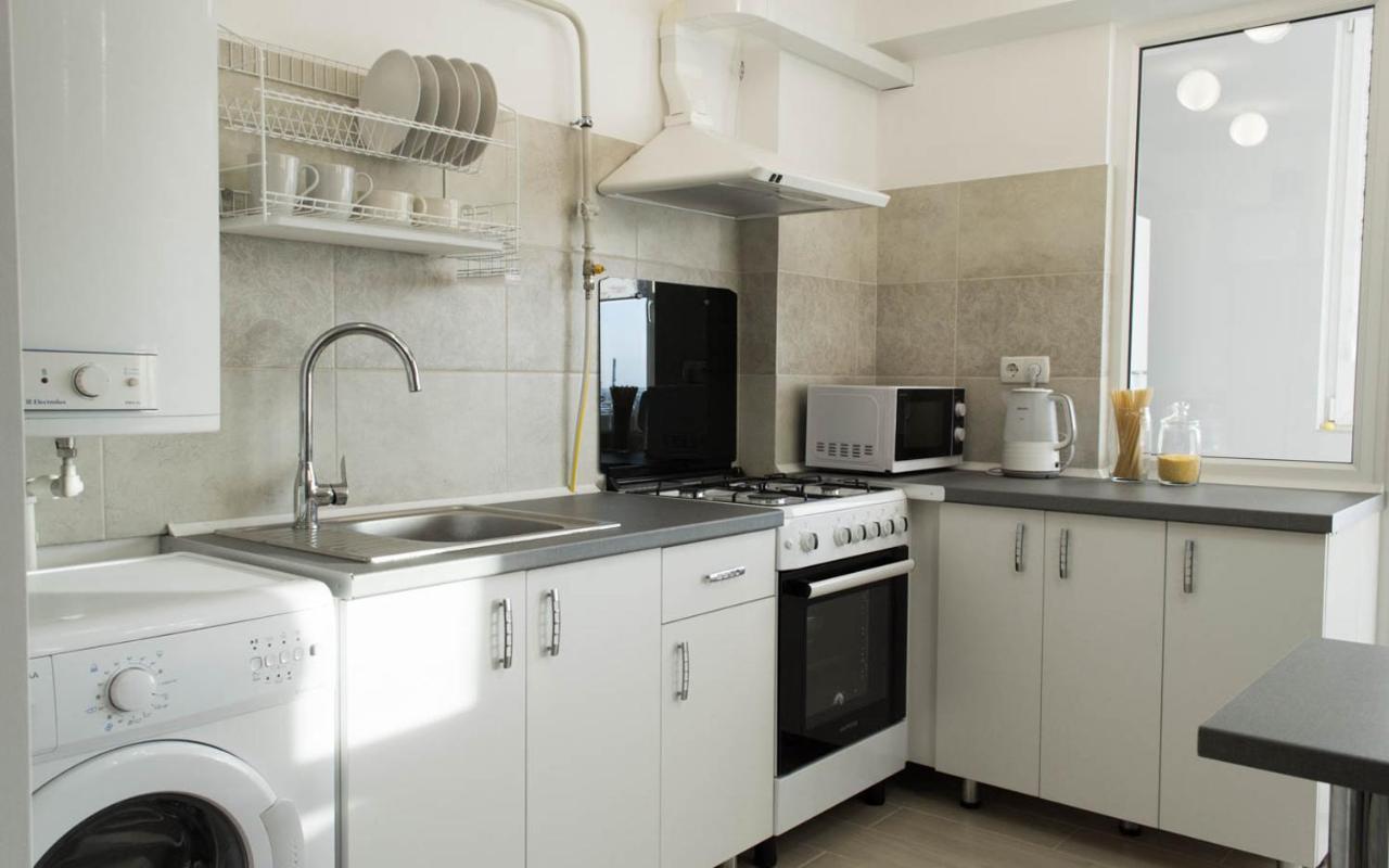 Cozy 2-Room Apartment On Zhvanetsky Boulevard Odessza Kültér fotó