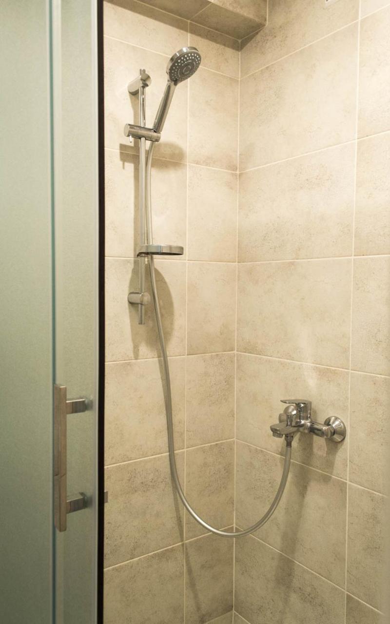 Cozy 2-Room Apartment On Zhvanetsky Boulevard Odessza Kültér fotó