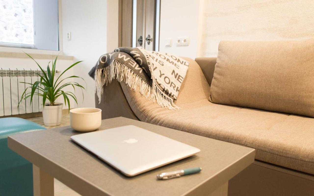 Cozy 2-Room Apartment On Zhvanetsky Boulevard Odessza Kültér fotó