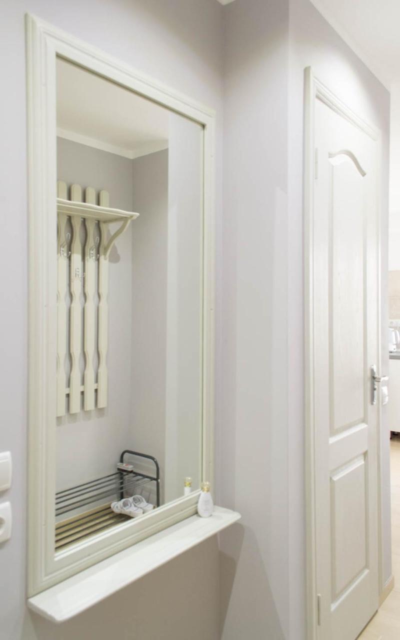 Cozy 2-Room Apartment On Zhvanetsky Boulevard Odessza Kültér fotó